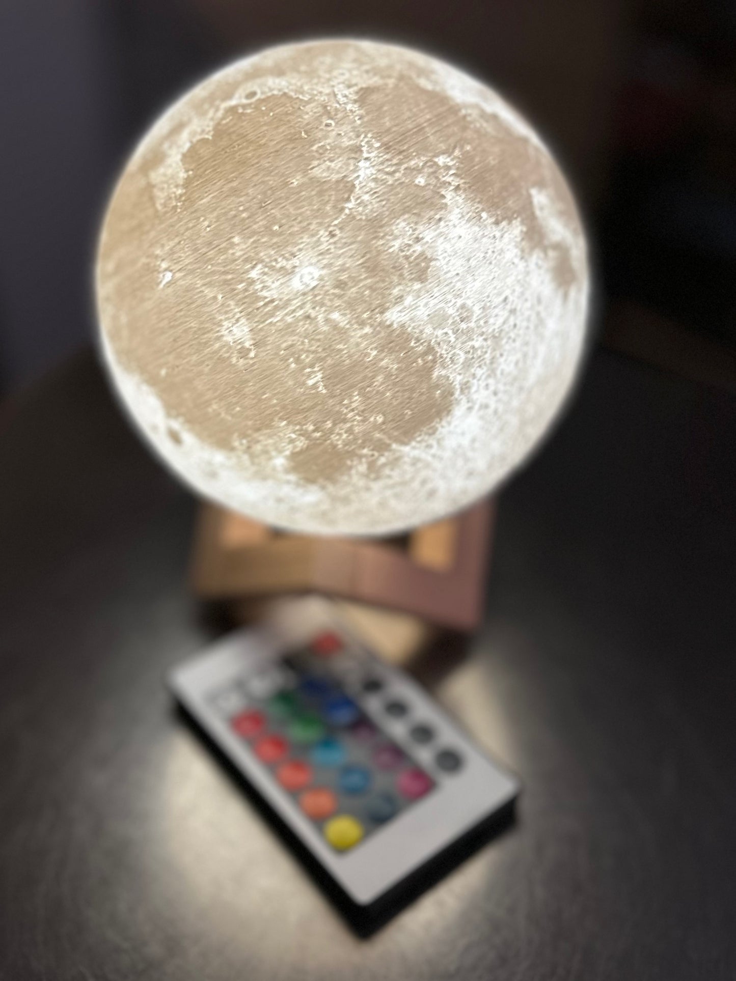 3D Printed Moon Lamp with Stand