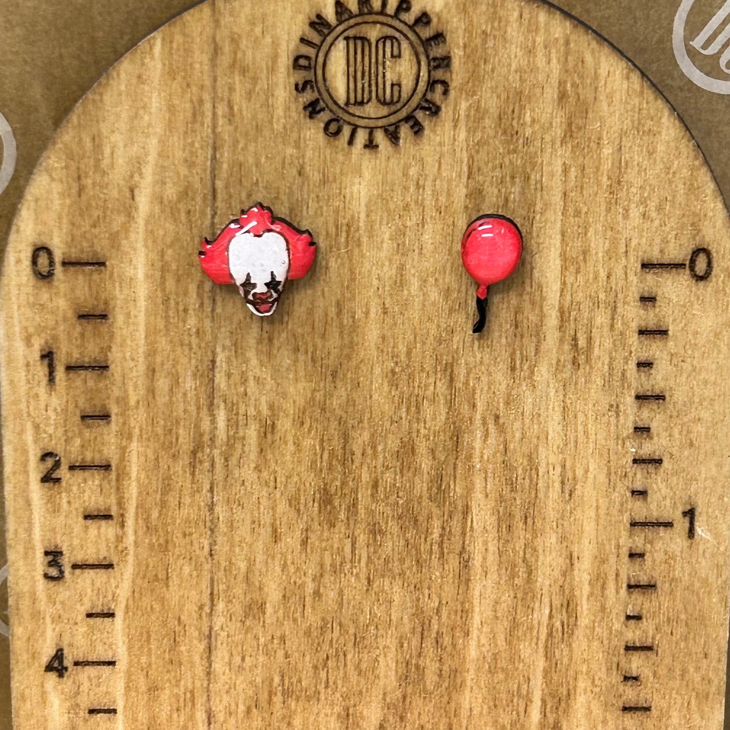 New Homicidal Clown w/Red Balloon